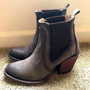 Circle G by Corral Women’s Ankle Booties